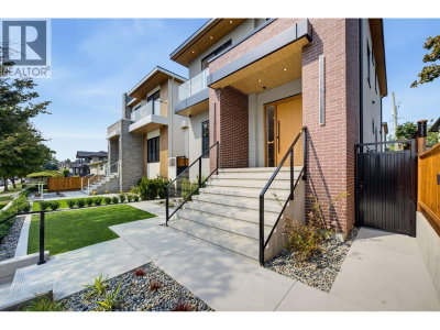 6393 GRANT Street | Burnaby British Columbia | Slide Image Three