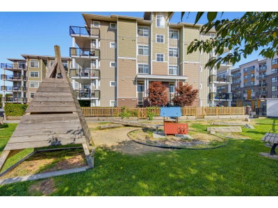 20696 EASTLEIGH Crescent | Langley British Columbia | Slide Image Thirty