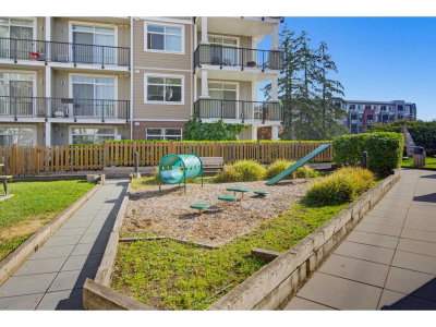 20696 EASTLEIGH Crescent | Langley British Columbia | Slide Image Thirty-two
