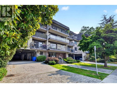 252 2ND Street | North Vancouver British Columbia | Slide Image Three