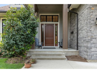 6957 CENTENNIAL Drive | Chilliwack British Columbia | Slide Image Nine