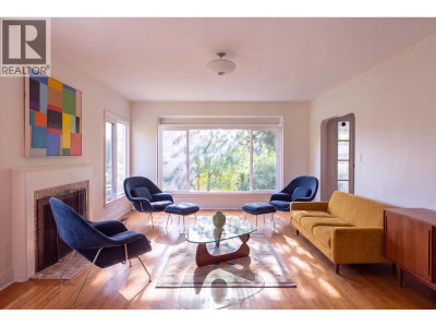 4390 LOCARNO Crescent | Vancouver British Columbia | Slide Image Three