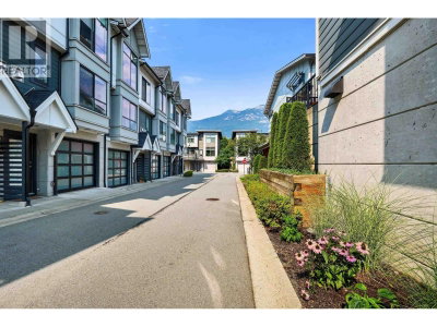 1210 GRANITE Drive | Squamish British Columbia | Slide Image Twenty