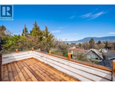 4396 LOCARNO Crescent | Vancouver British Columbia | Slide Image Three