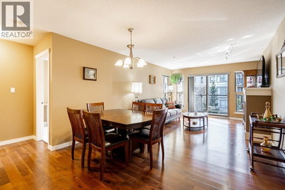 2958 SILVER SPRING Boulevard | Coquitlam British Columbia | Slide Image Twelve