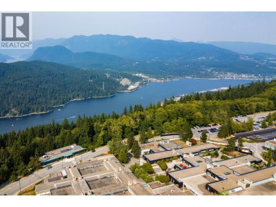 9009 CORNERSTONE Mews | Burnaby British Columbia | Slide Image Thirty-five