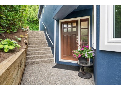 15507 COLUMBIA Avenue | White Rock British Columbia | Slide Image Three
