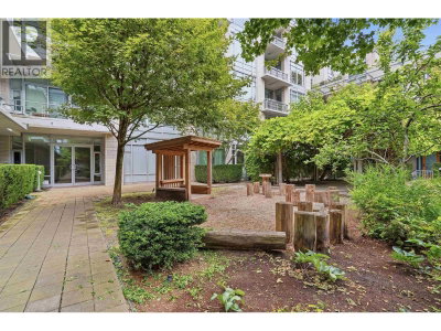 38 ATHLETES Way | Vancouver British Columbia | Slide Image Thirty-six