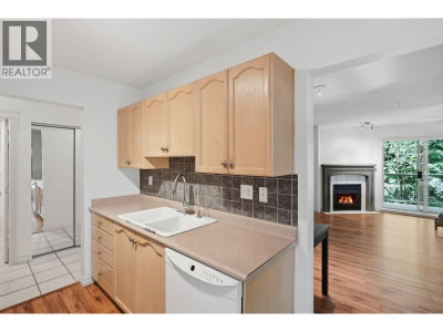 301 MAUDE Road | Port Moody British Columbia | Slide Image Ten