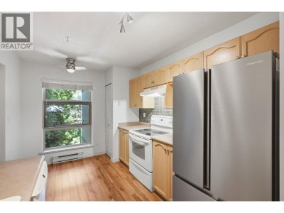 301 MAUDE Road | Port Moody British Columbia | Slide Image Nine