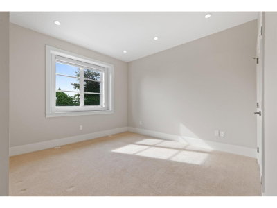 15387 PACIFIC Avenue | White Rock British Columbia | Slide Image Twenty-one