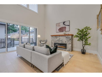 15387 PACIFIC Avenue | White Rock British Columbia | Slide Image Six