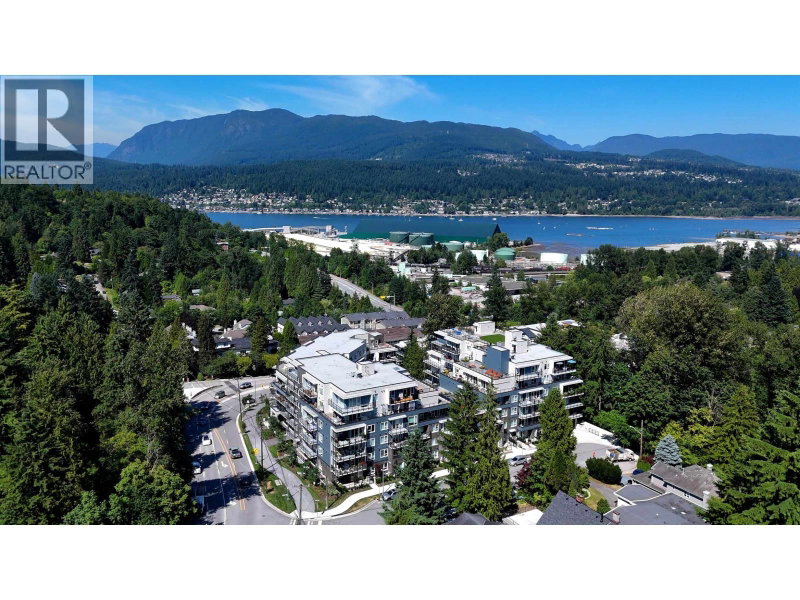 2002 ST. GEORGE Street Port Moody British Columbia, V3H 0N4 - 2 Bedrooms Condo For Sale