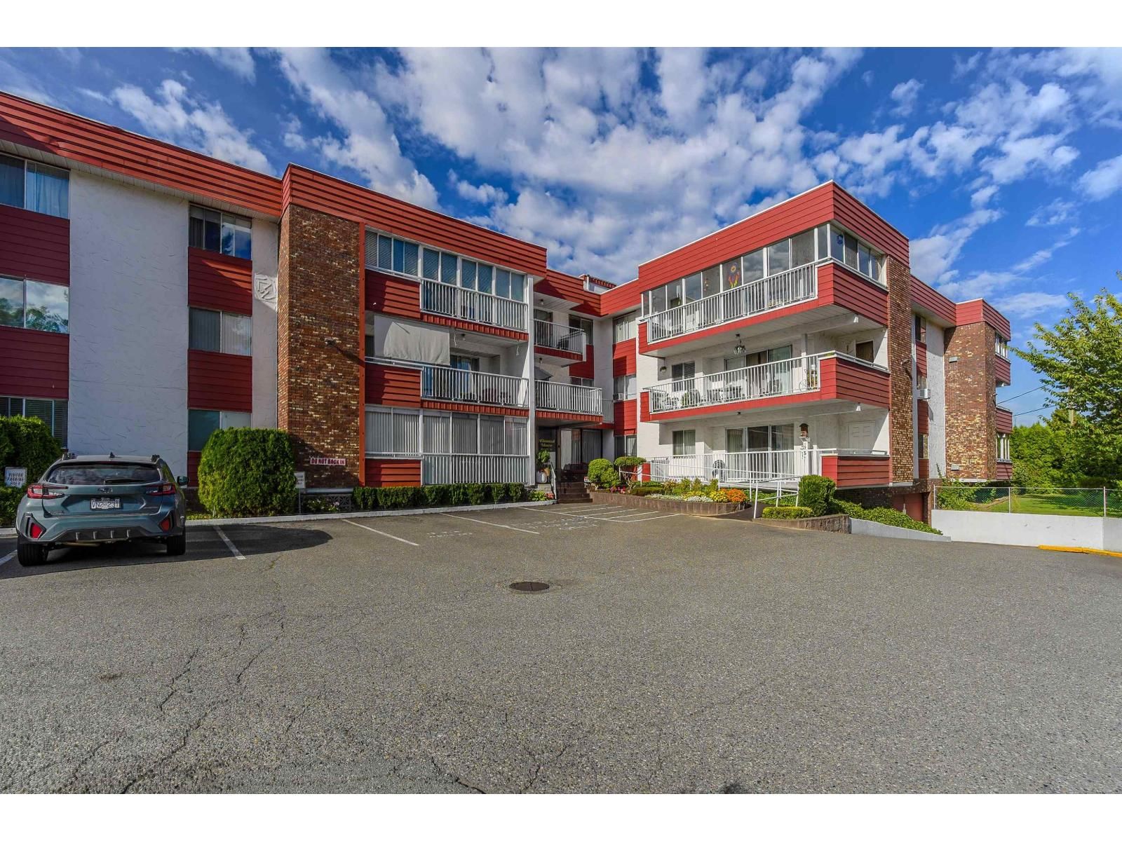 32025 TIMS Avenue, Abbotsford, British Columbia V2T 2H3