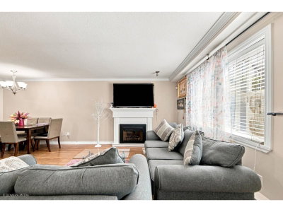 11255 132 Street | Surrey British Columbia | Slide Image Seven