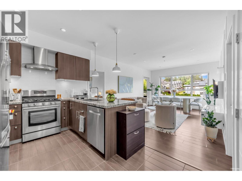 5688 HASTINGS Street Burnaby British Columbia, V5B 1R4 - 2 Bedrooms Condo For Sale