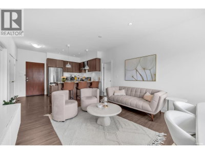 5688 HASTINGS Street | Burnaby British Columbia | Slide Image Thirteen