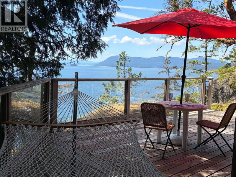 3803 CUTLASS Court Pender Island British Columbia, V0N 2M2 - 2 Bedrooms Waterfront Home For sale