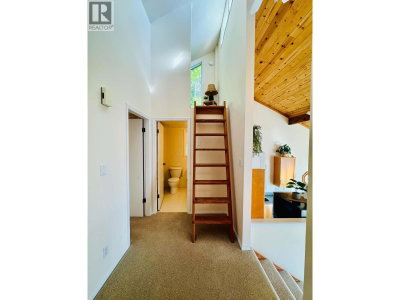 3803 CUTLASS Court | Pender Island British Columbia | Slide Image Eighteen