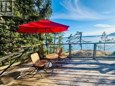 3803 CUTLASS Court | Pender Island British Columbia | Slide Image Twenty-four