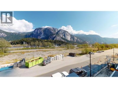 37881 CLEVELAND Avenue | Squamish British Columbia | Slide Image Twenty