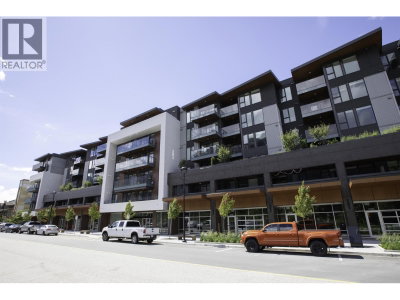 37881 CLEVELAND Avenue | Squamish British Columbia | Slide Image Eight