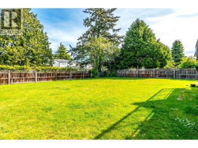 10531 ANAHIM Drive | Richmond British Columbia | Slide Image Eleven
