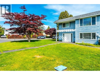 10531 ANAHIM Drive | Richmond British Columbia | Slide Image Four