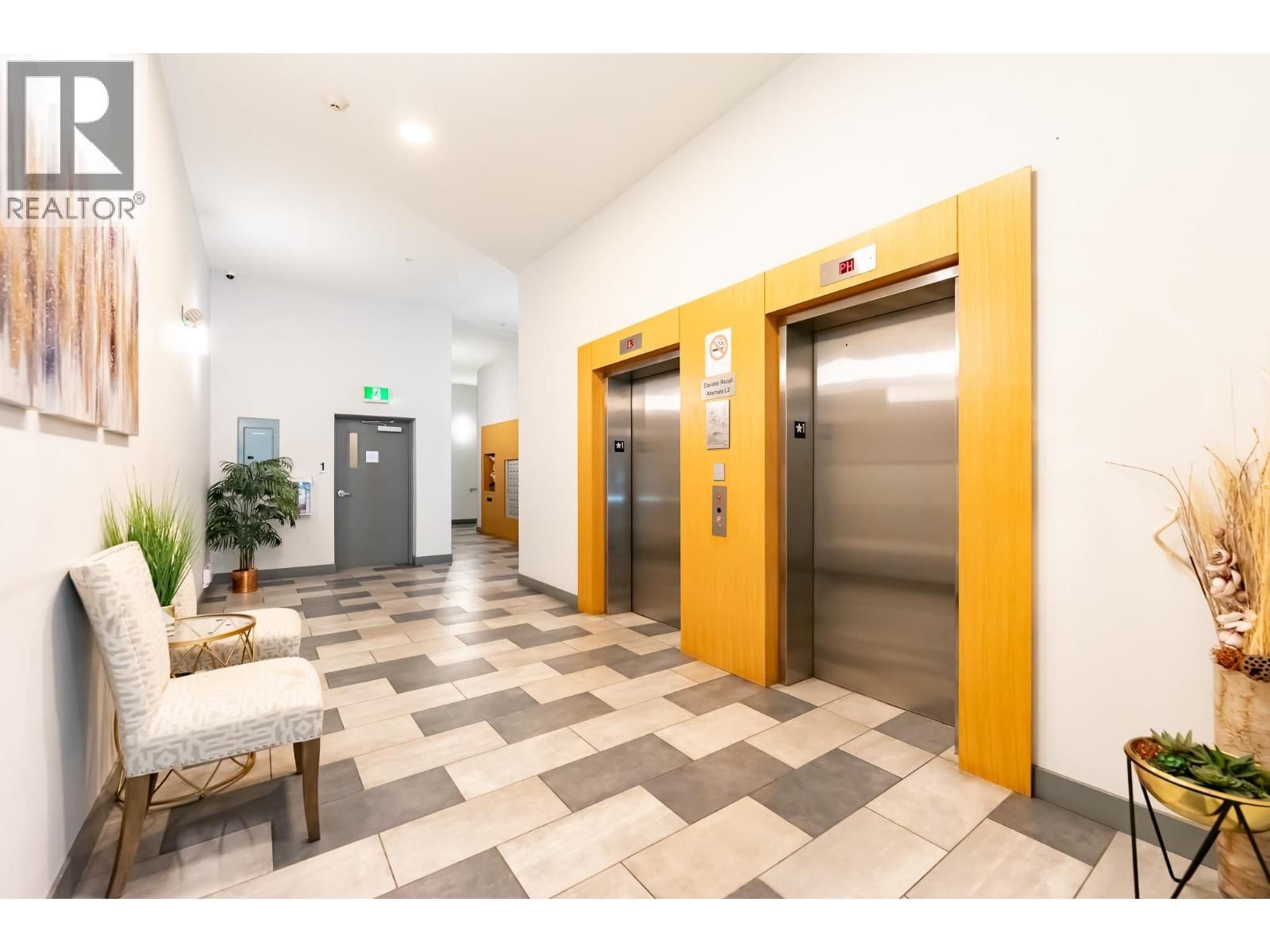 6283 KINGSWAY, Burnaby, British Columbia V5J 0H3