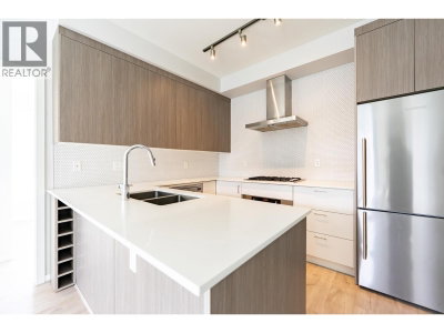 6283 KINGSWAY | Burnaby British Columbia | Slide Image Nine