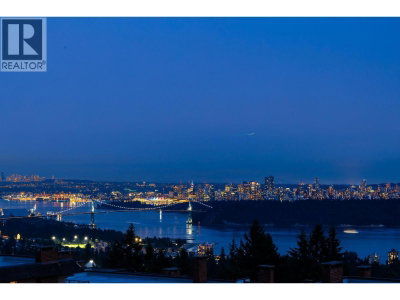 2246 FOLKESTONE Way | West Vancouver British Columbia | Slide Image Thirty-four