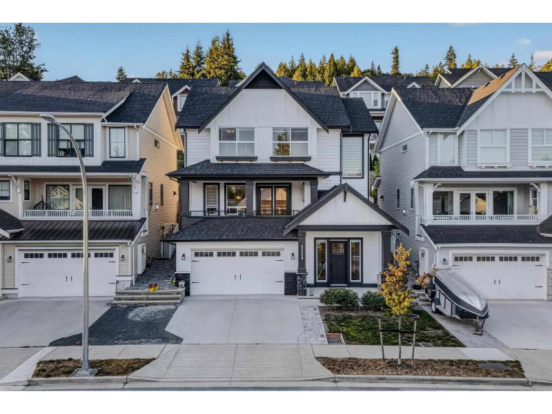 31559 MCCREATH Place Mission British Columbia, V4S 0E9 - 6 Bedrooms Home For Sale