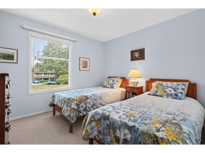 17394 28A Avenue | Surrey British Columbia | Slide Image Twenty-three