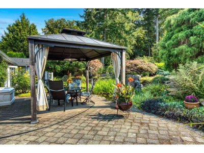 17394 28A Avenue | Surrey British Columbia | Slide Image Thirty