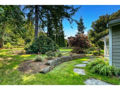 17394 28A Avenue | Surrey British Columbia | Slide Image Thirty-six