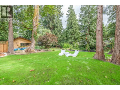 3450 JERVIS Street | Port Coquitlam British Columbia | Slide Image Thirty