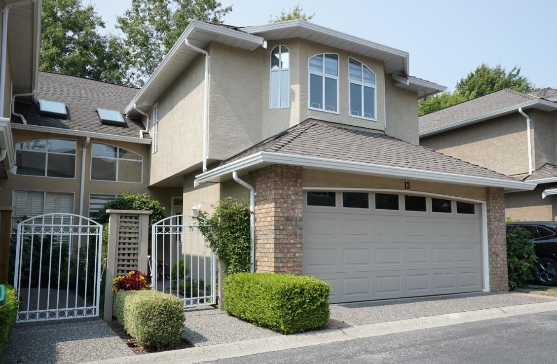 6211 BOUNDARY Drive West, Surrey, British Columbia V3X 3G7