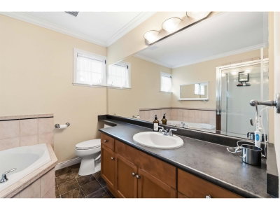 2088 WINFIELD Drive | Abbotsford British Columbia | Slide Image Twenty-two