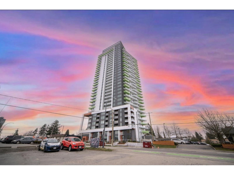 10428 WHALLEY Boulevard Surrey British Columbia, V3T 0W2 - 2 Bedrooms Condo For Sale