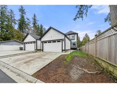 6021 128A Street | Surrey British Columbia | Slide Image Thirty-eight
