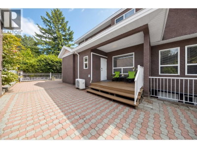 6087 MCKEE Street | Burnaby British Columbia | Slide Image Eleven