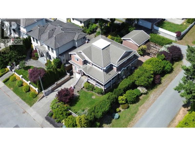 6087 MCKEE Street | Burnaby British Columbia | Slide Image Twelve