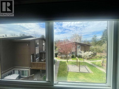306 HIGHLAND Way | Port Moody British Columbia | Slide Image Fourteen