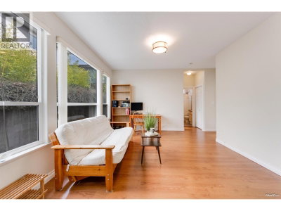 5177 CARSON Street | Burnaby British Columbia | Slide Image Thirteen
