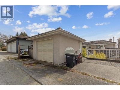 5177 CARSON Street | Burnaby British Columbia | Slide Image Twenty-eight