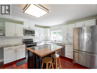 5325 MUERMANN Road | Prince George British Columbia | Slide Image Six
