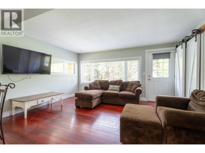 5325 MUERMANN Road | Prince George British Columbia | Slide Image Nine