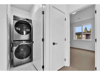16633 18A Avenue | Surrey British Columbia | Slide Image Twenty-four