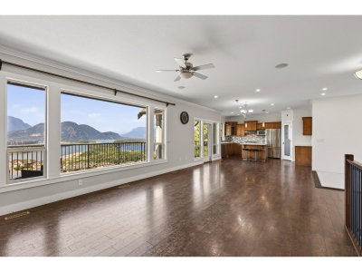 43726 ALAMEDA Drive | Chilliwack British Columbia | Slide Image Eighteen
