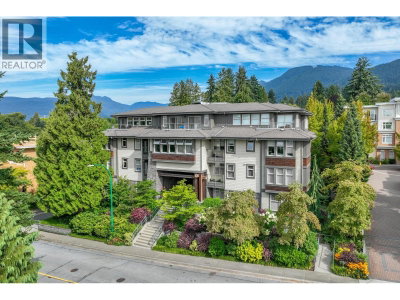 188 29TH Street | North Vancouver British Columbia | Slide Image One